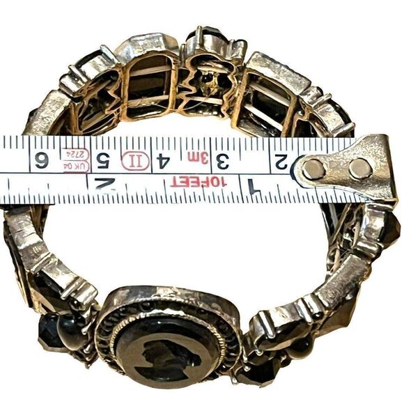 Costume Silver w/ Black Onyx Lucite Embossed Jewelry Bracelet Panels Stretch - Picture 8 of 8